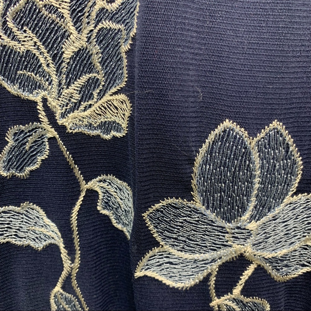 ALFANI Blouse Navy Nautical Embroidered blue ruffle Bell Sleeves Plus Sz 1X NWT - Picture 5 of 9